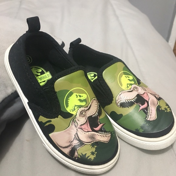 ❌❌SOLD❌❌ Jurassic World Canvas Shoes - Picture 2 of 2